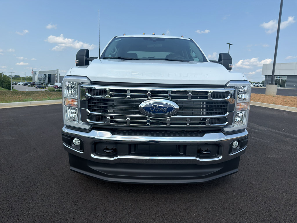 New 2026 Ford F250 XLT AWD/4WD image 2