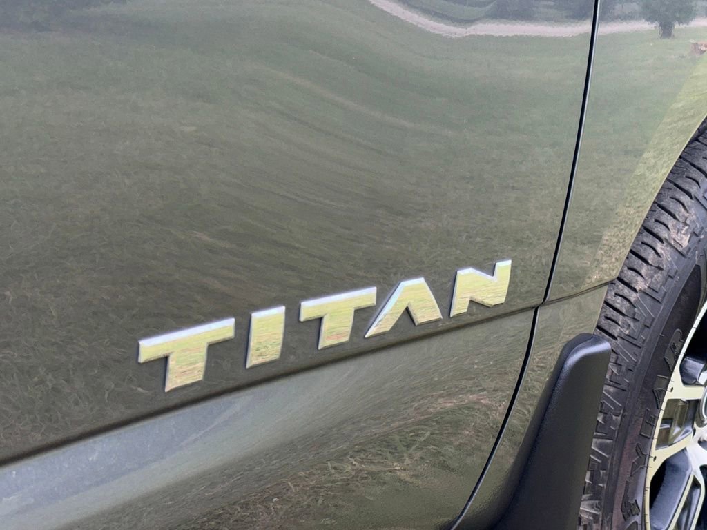 Used 2023 Nissan Titan SV w/ SV Convenience Package image 52