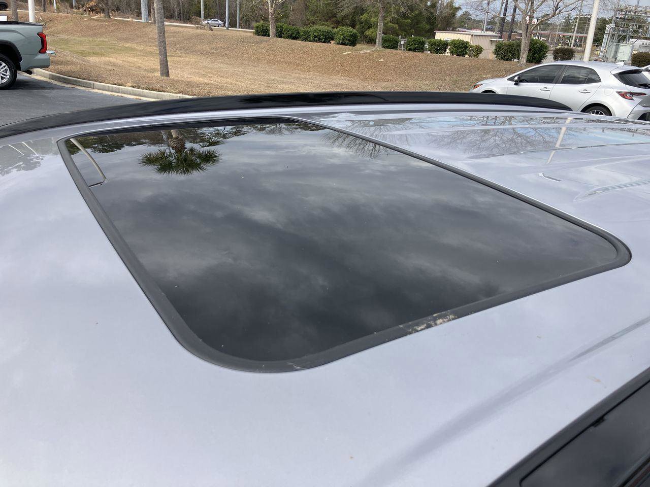 Used 2024 Toyota RAV4 Limited image 10