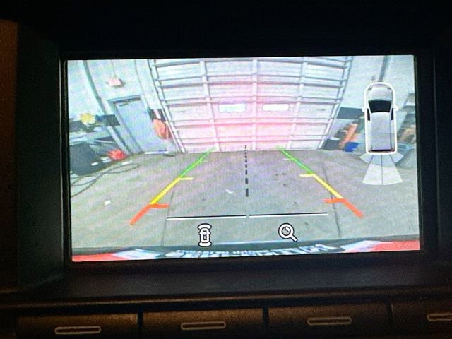 Used 2016 Ford Explorer XLT image 14