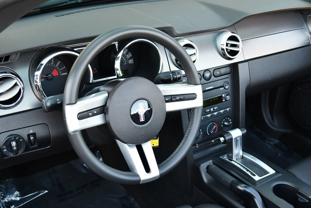 Used 2007 Ford Mustang GT RWD image 54