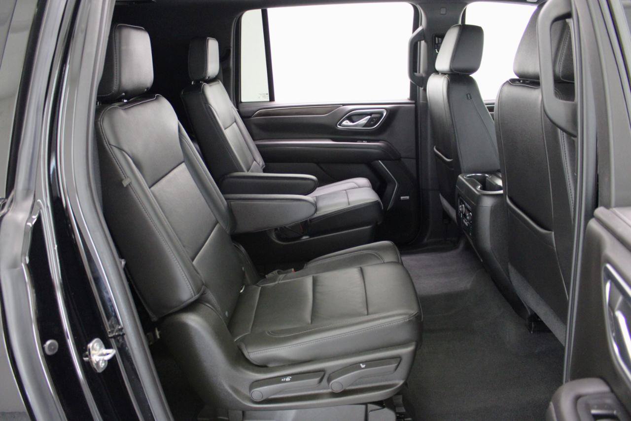 Used 2021 Chevrolet Suburban Z71 w/ Z71 Signature Package AWD/4WD image 45