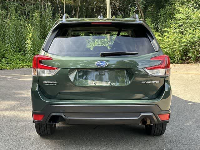 Certified 2024 Subaru Forester Premium AWD/4WD image 4
