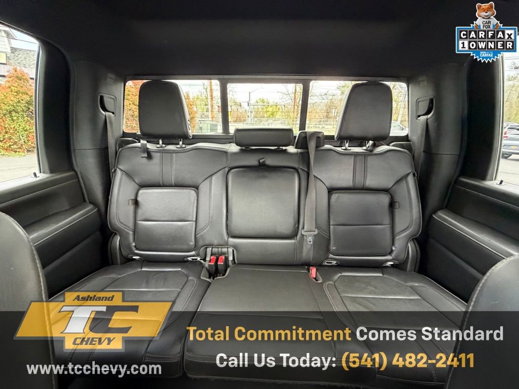 Used 2022 Chevrolet Silverado 3500 High Country w/ Safety Package II image 23