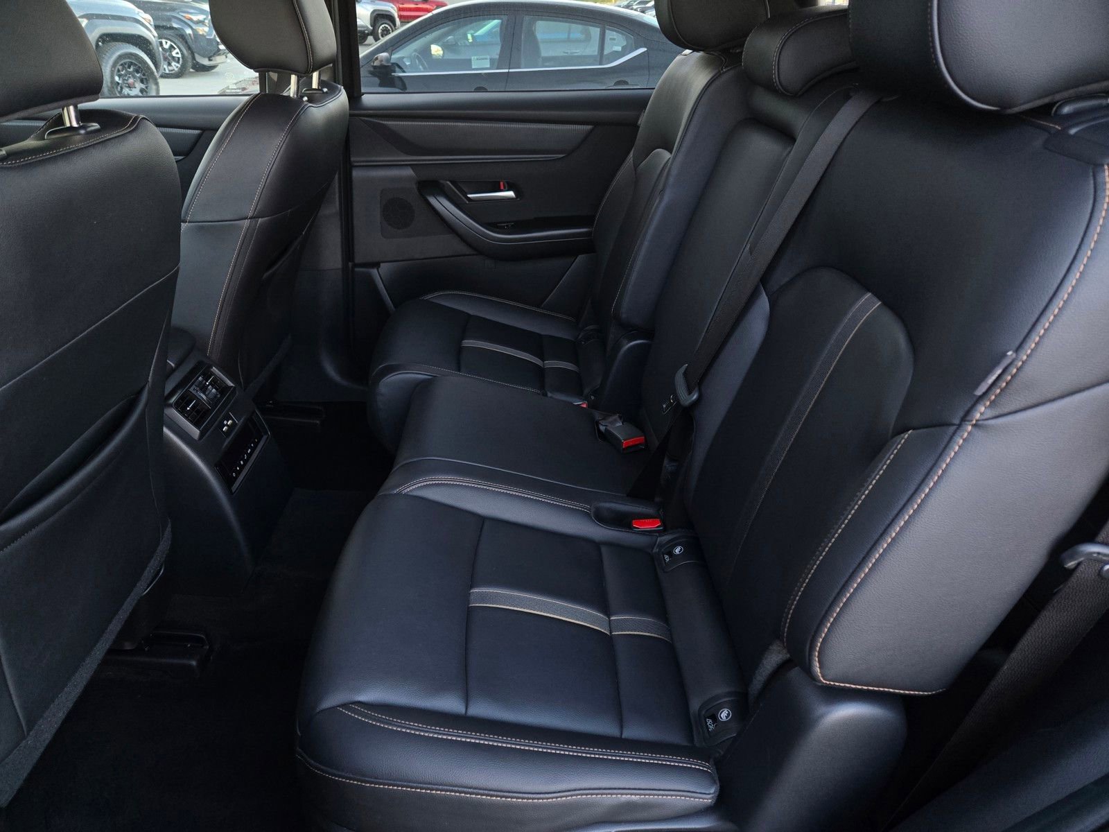 Used 2025 MAZDA CX-90 3.3 Turbo w/ Select Package image 11