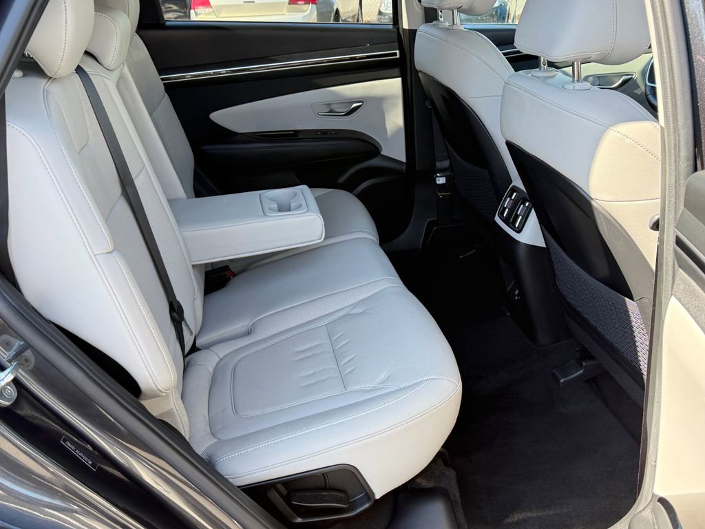 Used 2023 Hyundai Tucson Limited image 12