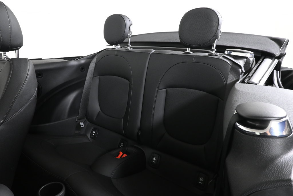Certified 2024 MINI Cooper S FWD image 4