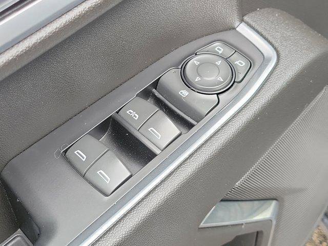 Used 2022 Chevrolet Silverado 1500 LT w/ Z71 Off-Road Package AWD/4WD image 20