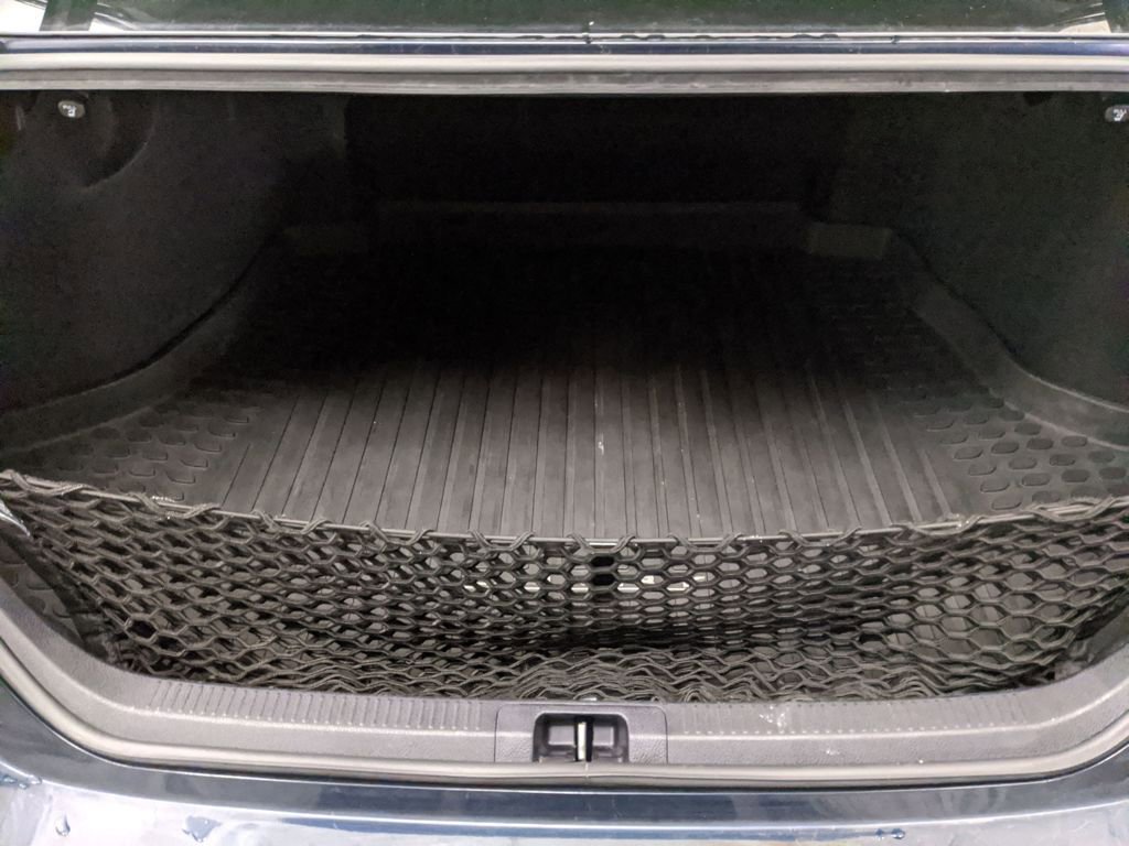 Used 2020 Toyota Camry XSE image 24