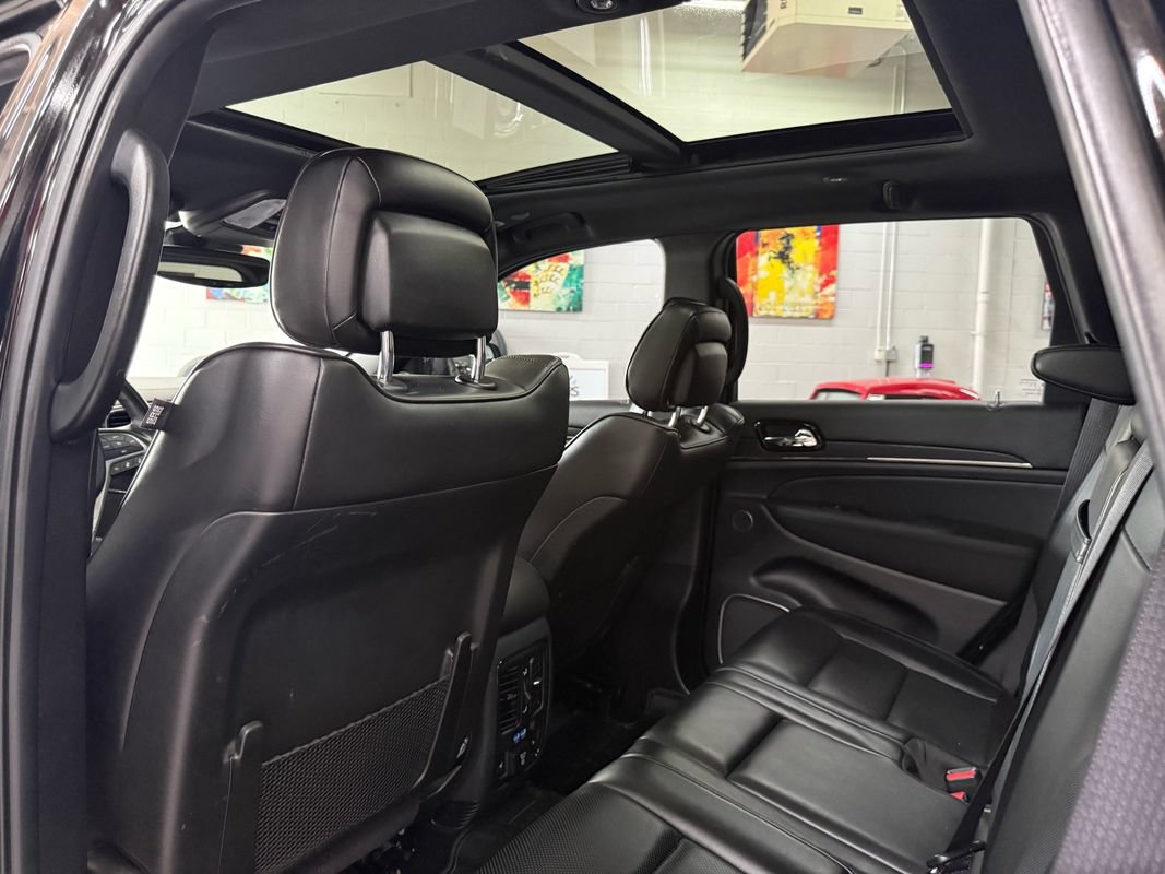 Used 2020 Jeep Grand Cherokee High Altitude AWD/4WD image 13