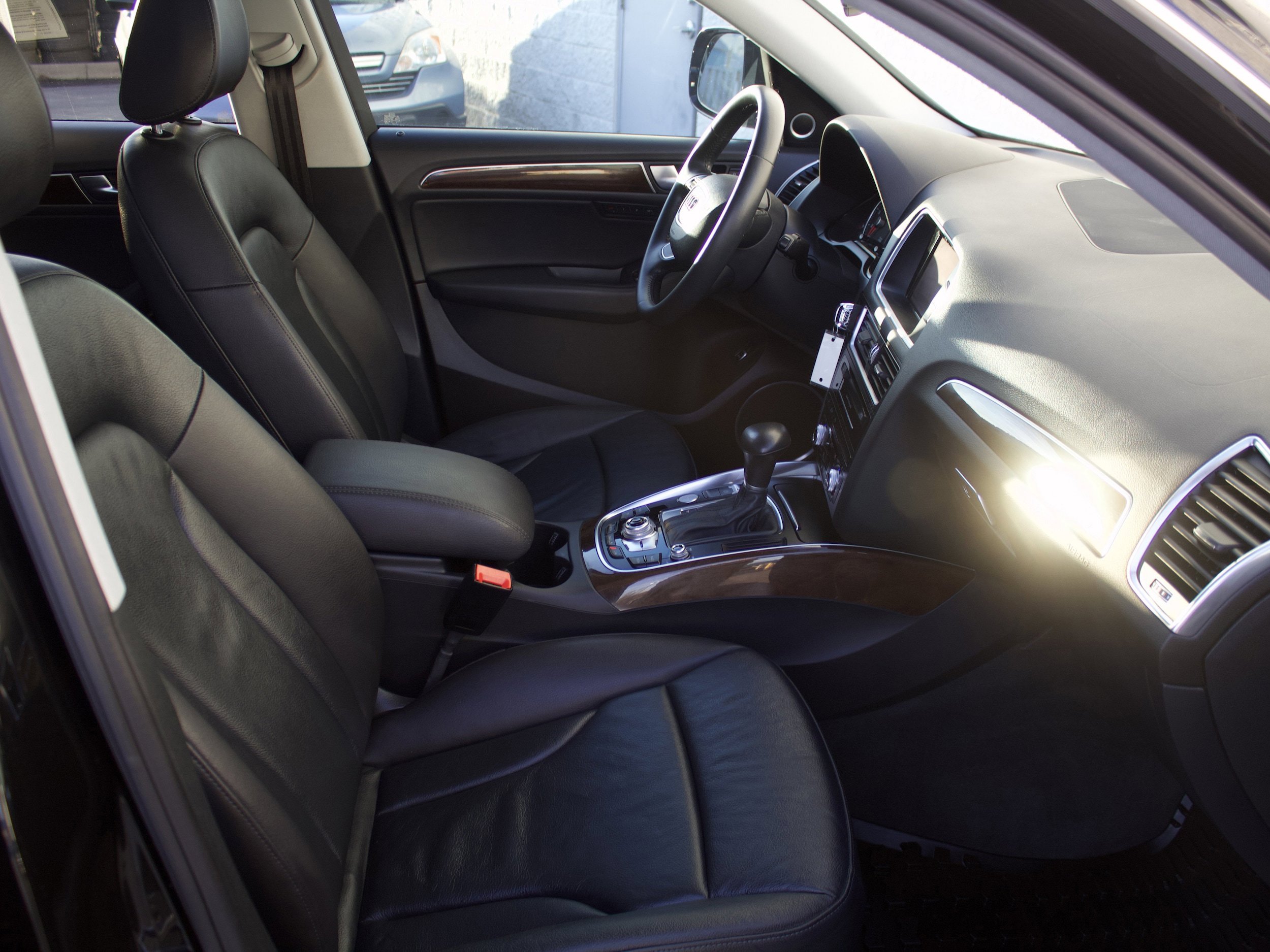 Used 2016 Audi Q5 2.0T Premium Plus w/ Technology Package image 39