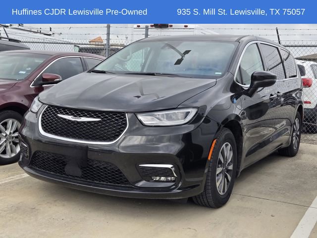 Certified 2023 Chrysler Pacifica Touring-L FWD image 3
