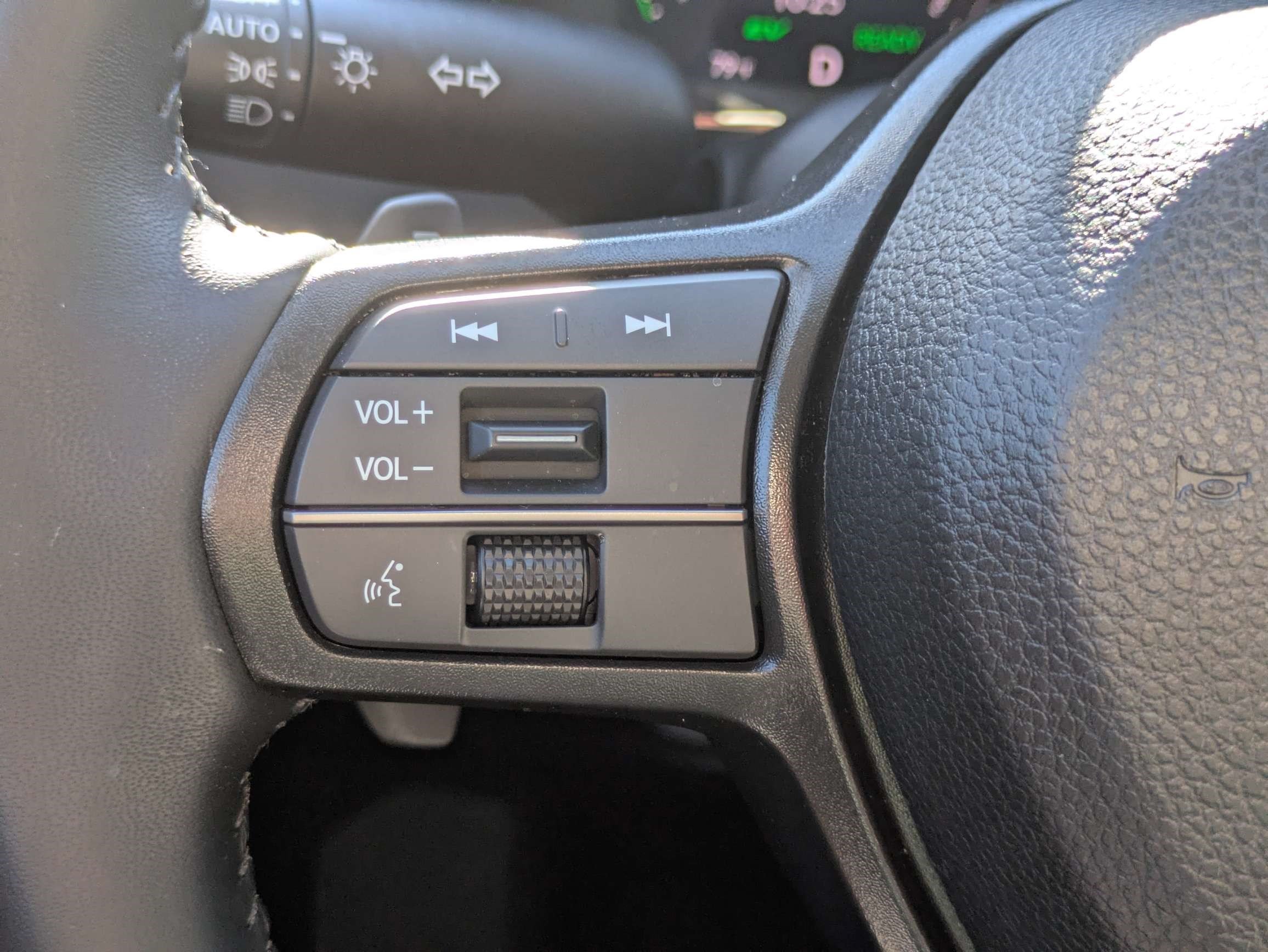 Certified 2025 Honda Accord EX-L image 32