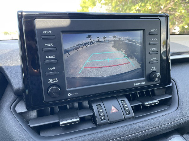Used 2021 Toyota RAV4 XLE Premium AWD/4WD image 17
