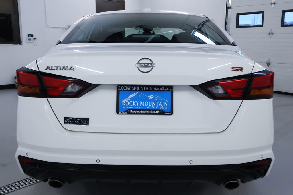 Used 2024 Nissan Altima 2.5 SR image 6