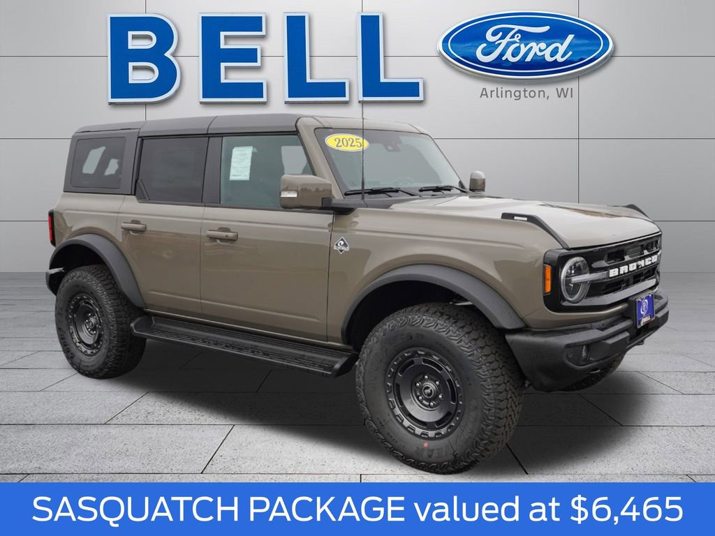 New 2025 Ford Bronco Outer Banks w/ Sasquatch Package