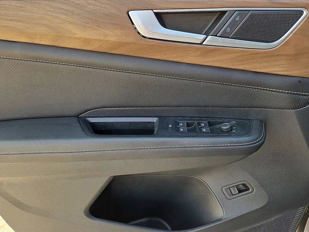 Used 2025 Volkswagen Atlas SE FWD image 22