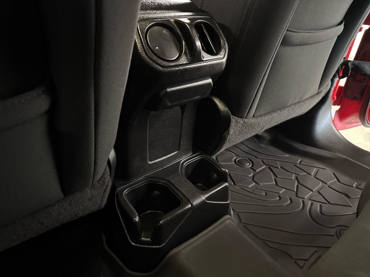 Used 2021 Jeep Wrangler Unlimited Sport image 32