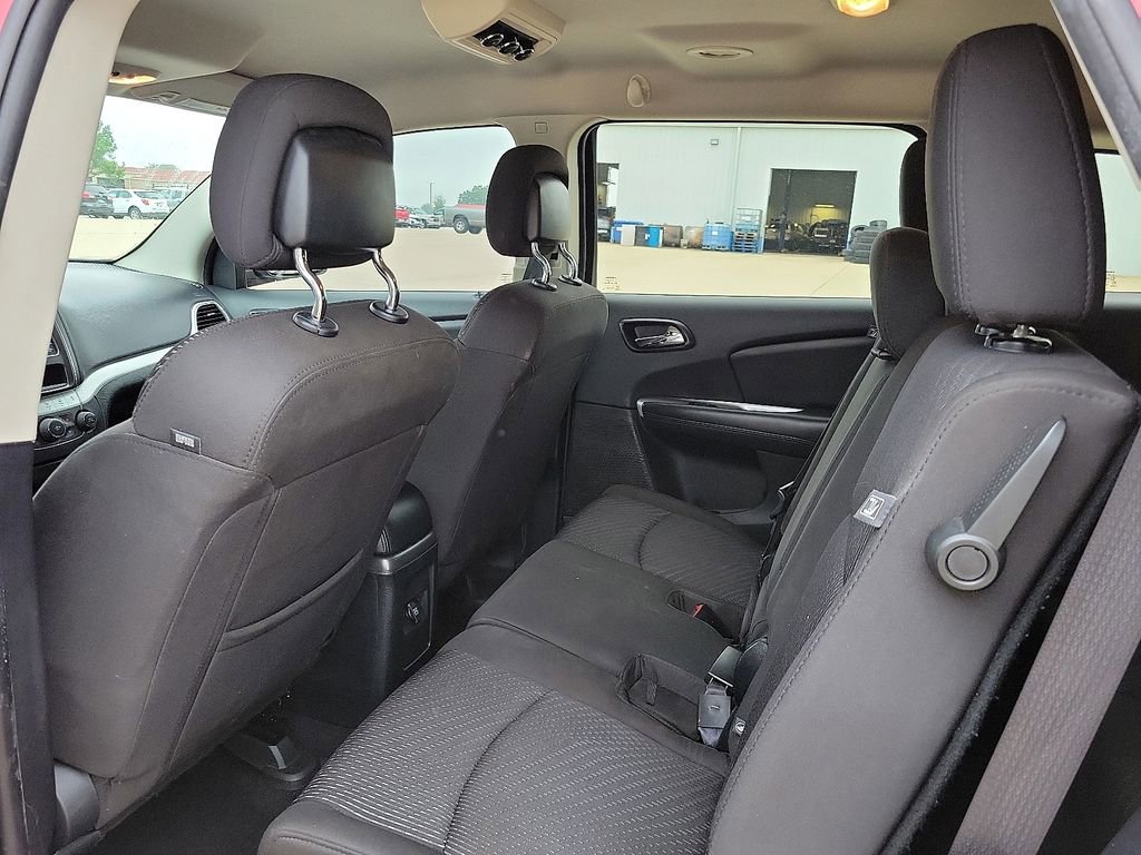Used 2017 Dodge Journey SE w/ Flexible Seating Group image 10