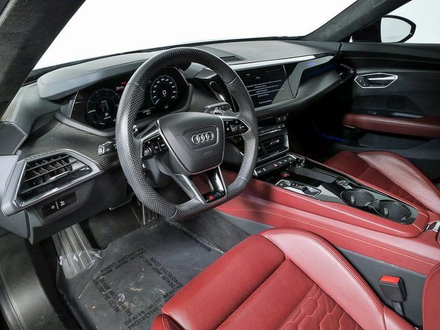 Used 2024 Audi RS e-tron GT image 4