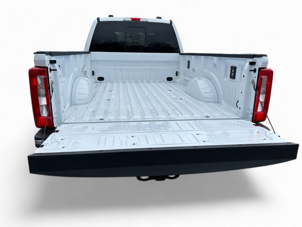 New 2025 Ford F250 XLT w/ F-250 >10K GVWR Package image 5
