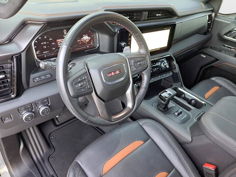 Used 2024 GMC Sierra 1500 AT4 w/ Technology Package AWD/4WD image 10