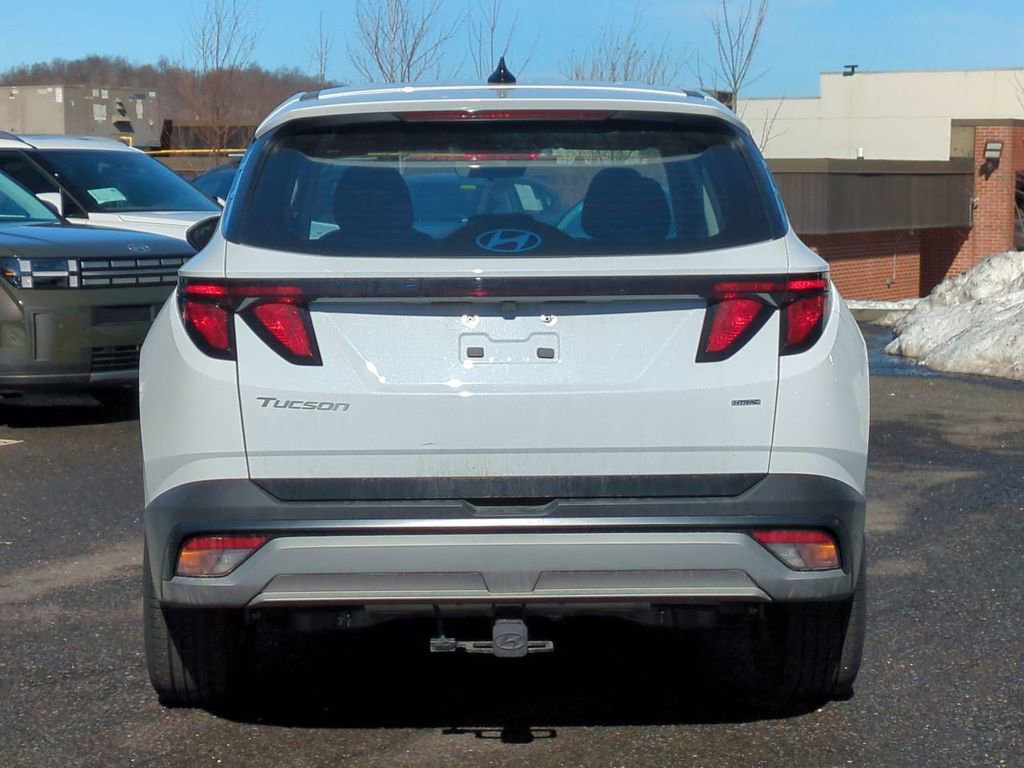 Certified 2025 Hyundai Tucson SE AWD/4WD image 4