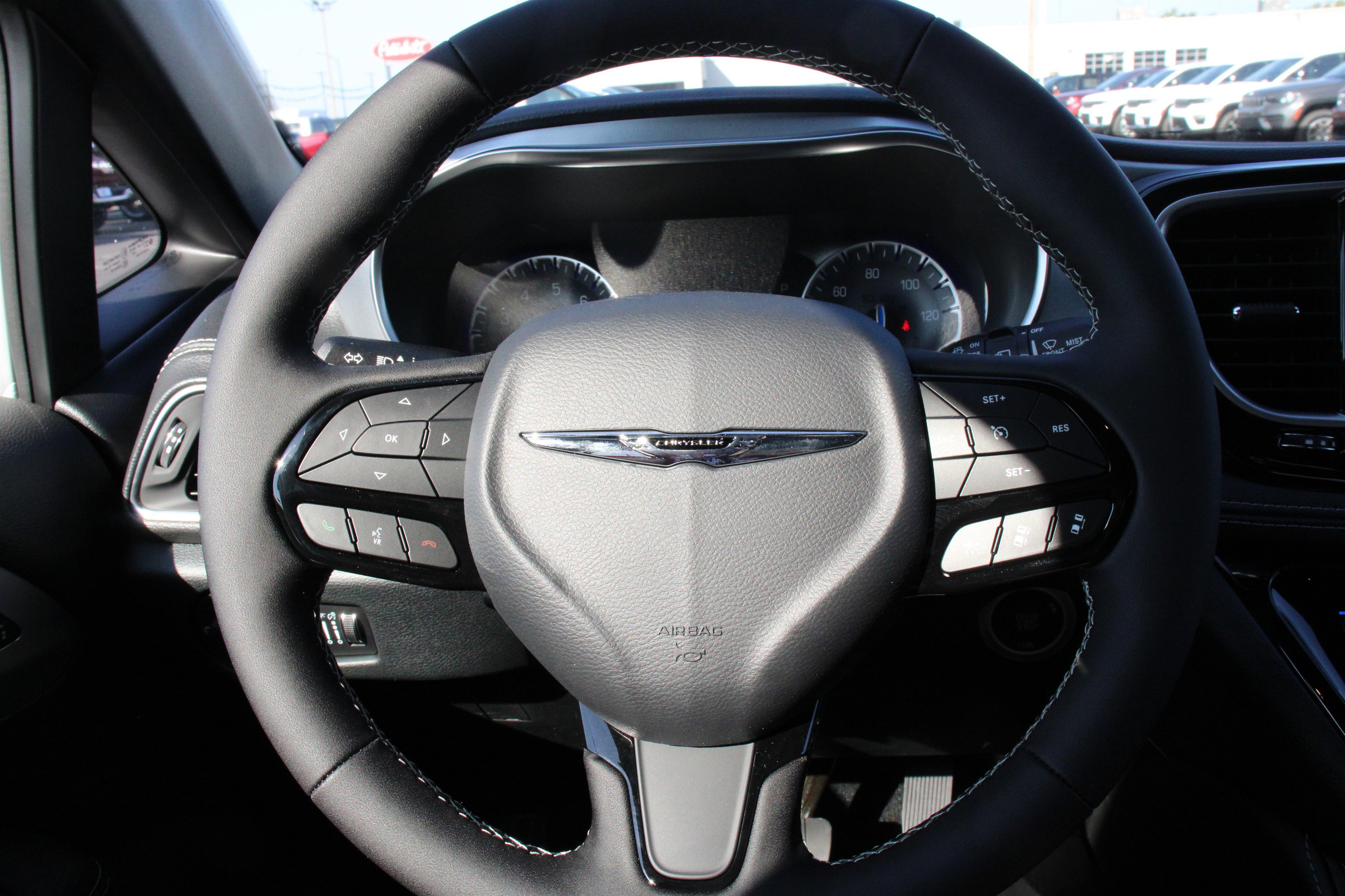 New 2026 Chrysler Pacifica Limited w/ S Appearance Package image 11