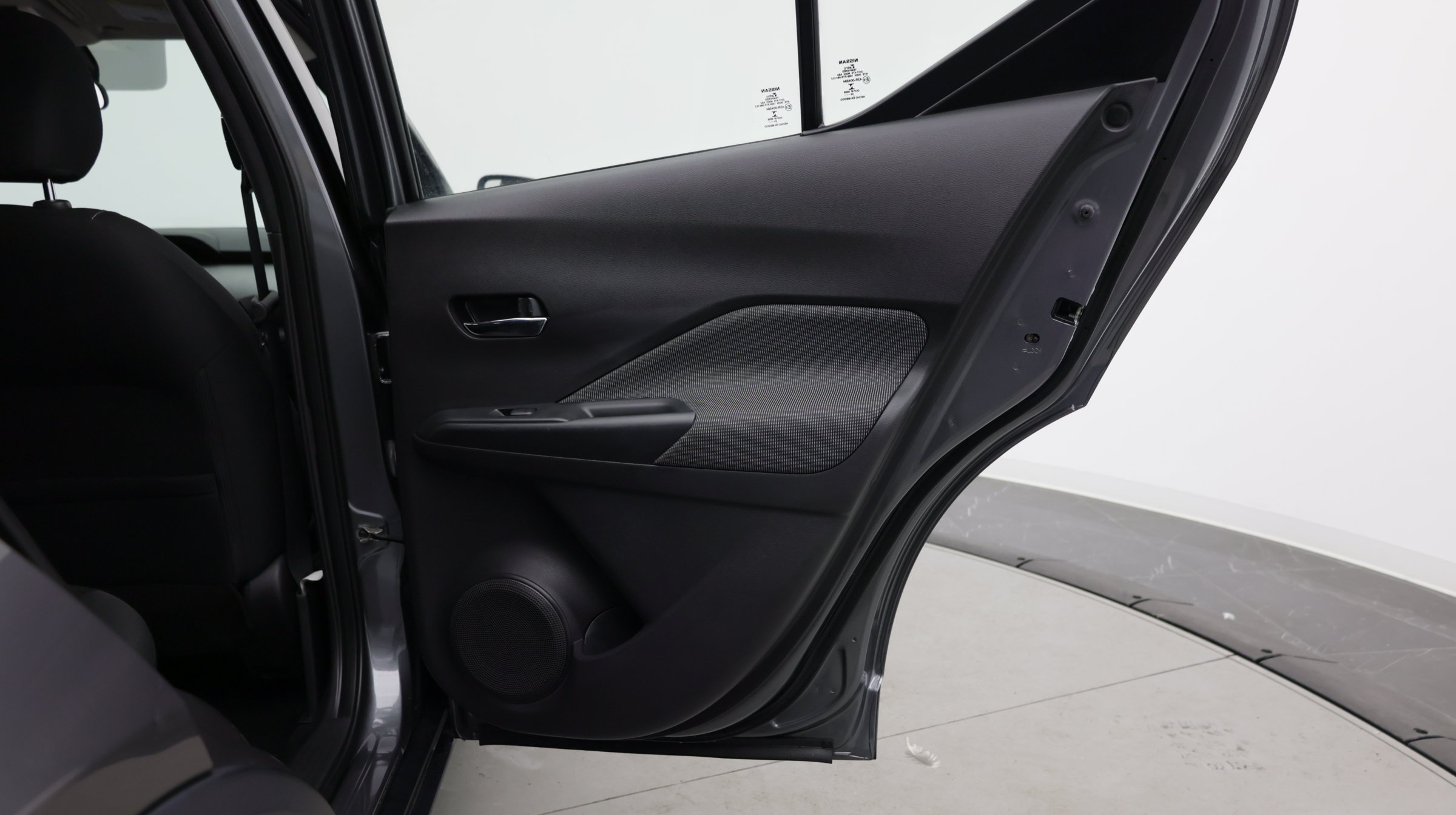 Used 2020 Nissan Kicks SV FWD image 29