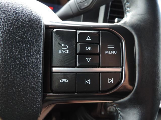 Used 2025 Ford F250 Platinum w/ Tremor Off-Road Package image 32