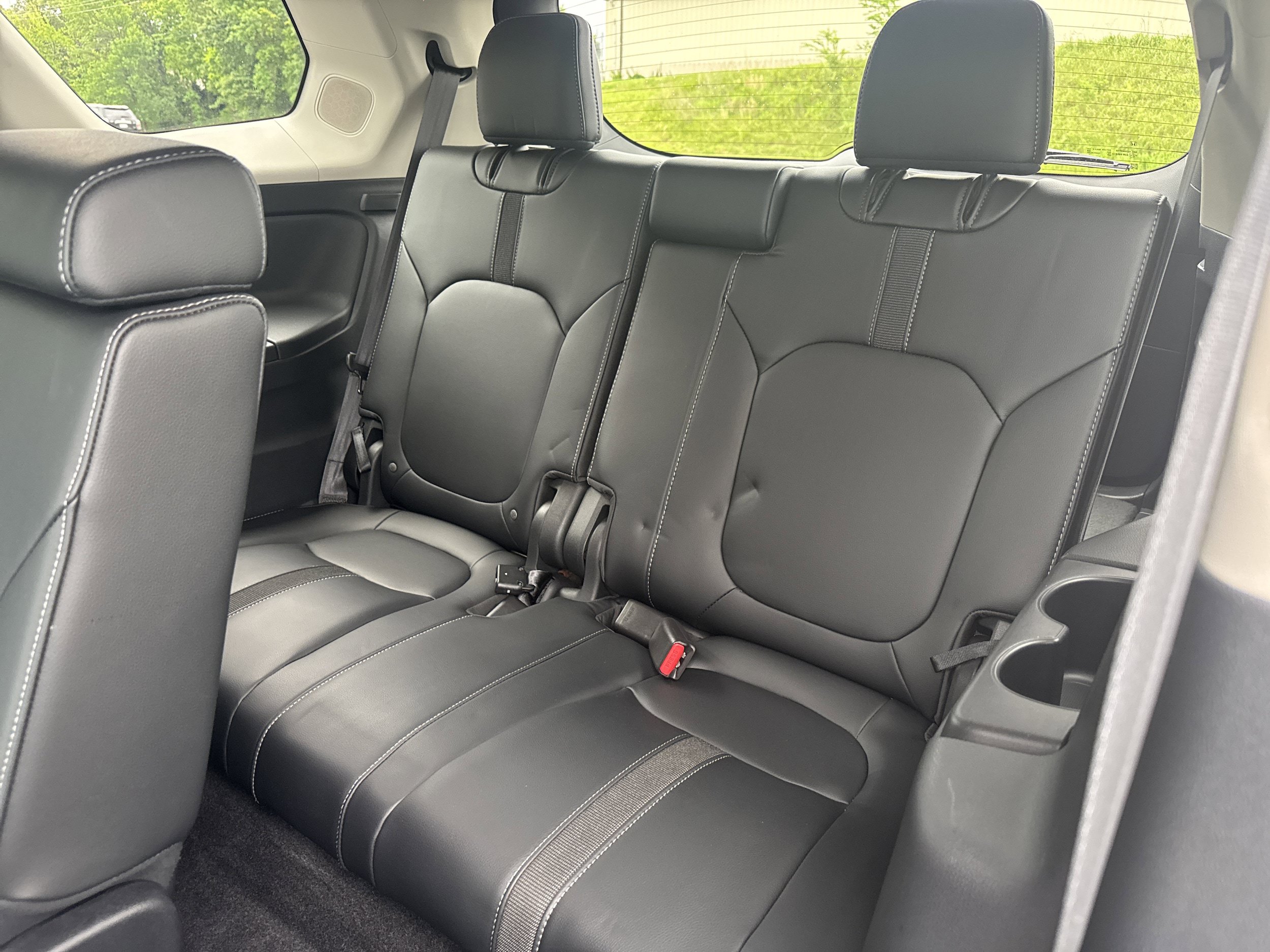 Used 2024 Honda Pilot Touring image 11