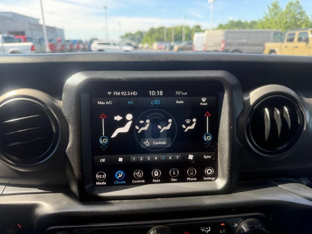 Used 2023 Jeep Wrangler Unlimited w/ Cold Weather Group AWD/4WD image 22