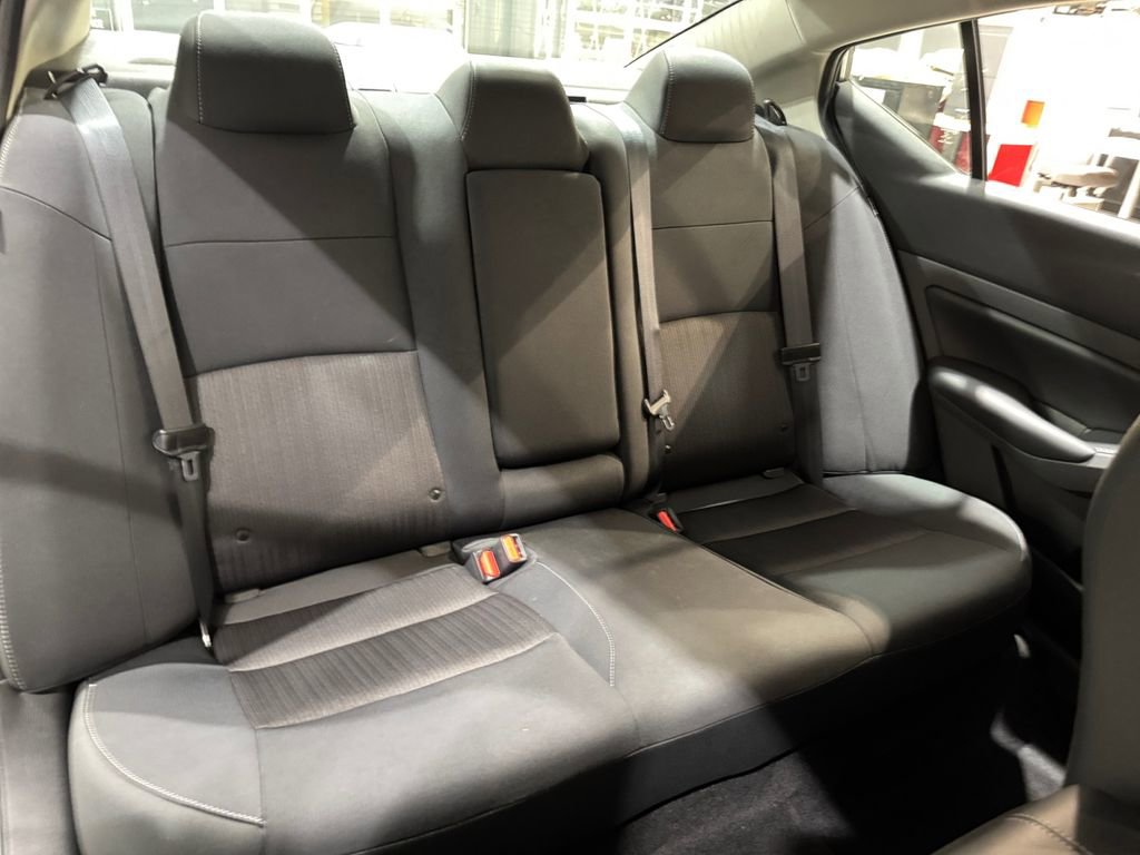 Used 2025 Nissan Altima 2.5 S image 17
