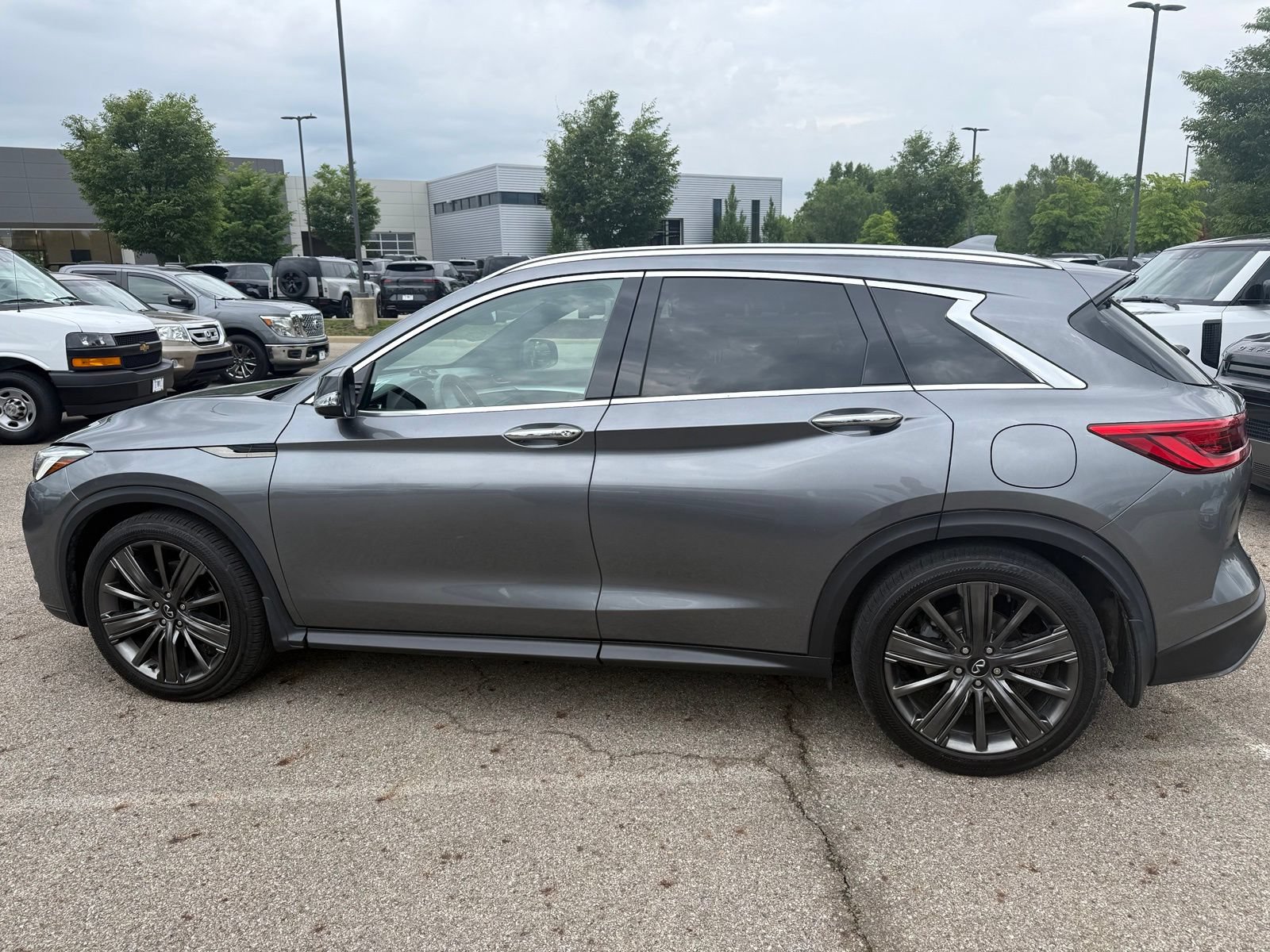 Used 2020 INFINITI QX50 Essential w/ Edition 30 Package AWD/4WD image 8