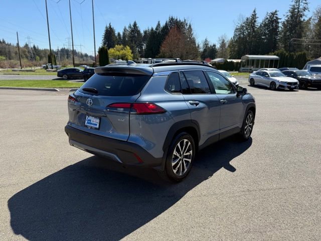 Used 2024 Toyota Corolla Cross XLE w/ Convenience Package FWD image 5