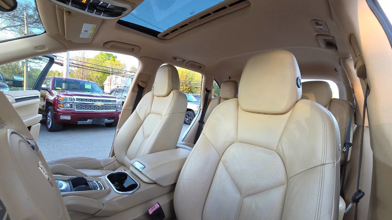 Used 2012 Porsche Cayenne S AWD/4WD image 30