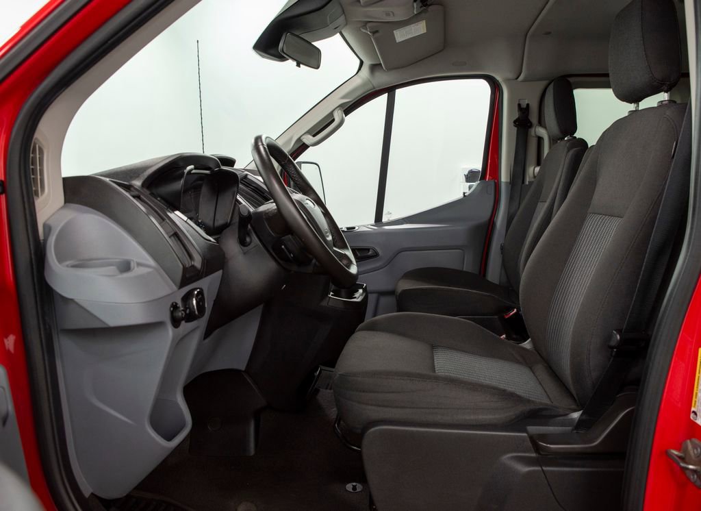 Used 2016 Ford Transit 350 XL image 7