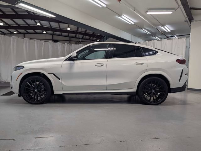 Used 2024 BMW X6 xDrive40i w/ Premium Package AWD/4WD image 25