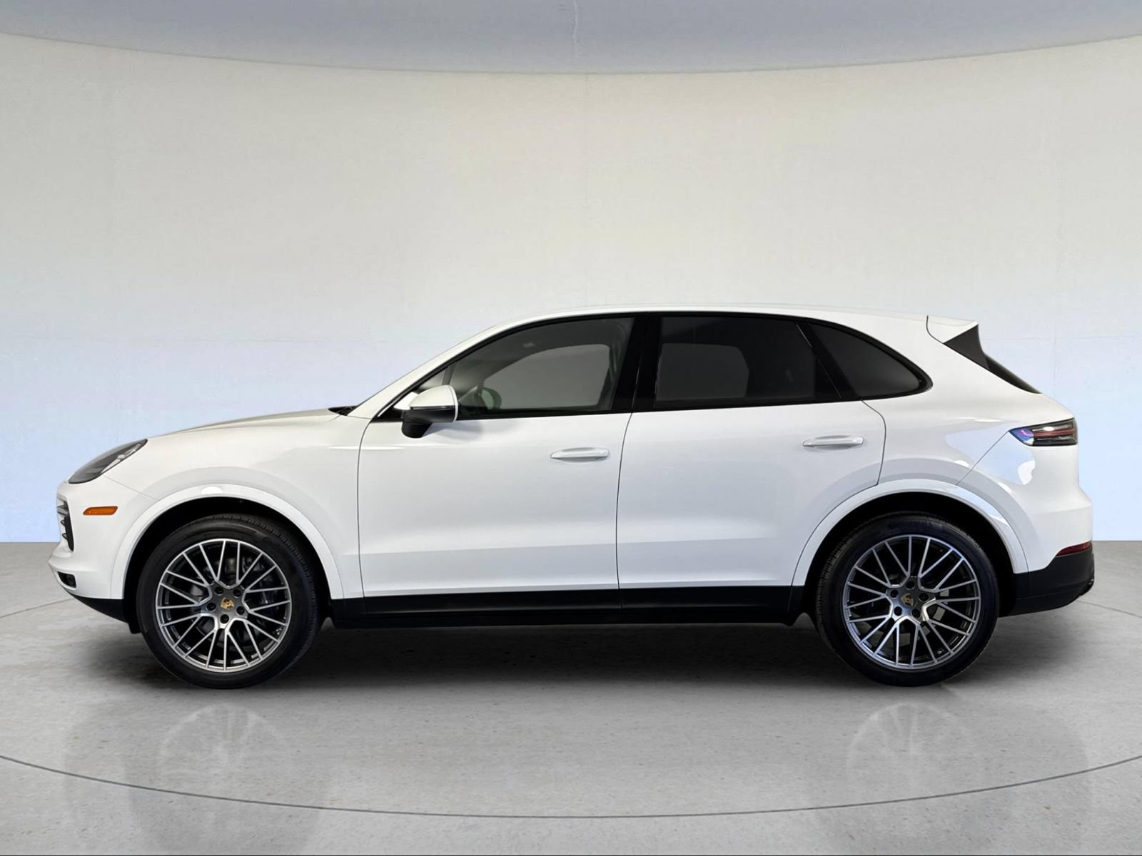 Certified 2023 Porsche Cayenne Platinum Edition video 2
