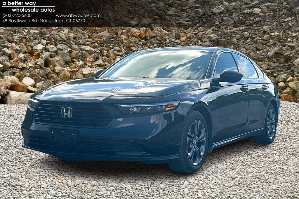 Used 2023 Honda Accord EX image 1