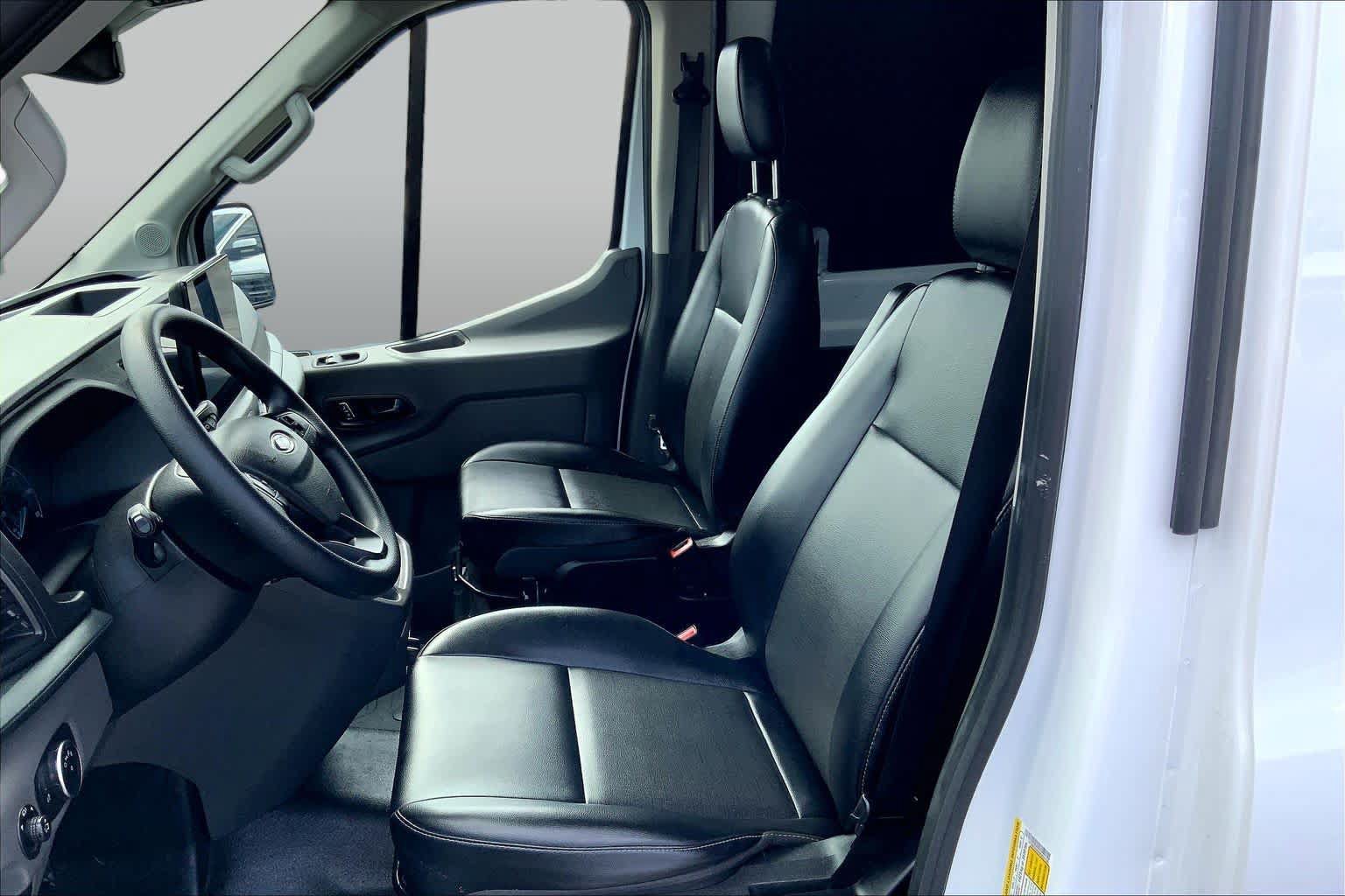 Used 2024 Ford Transit 250 148 High Roof Extended w/ Load Area Protection Package RWD image 8