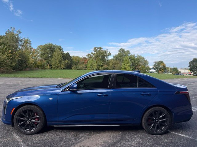 Used 2022 Cadillac CT4 Sport AWD/4WD image 3