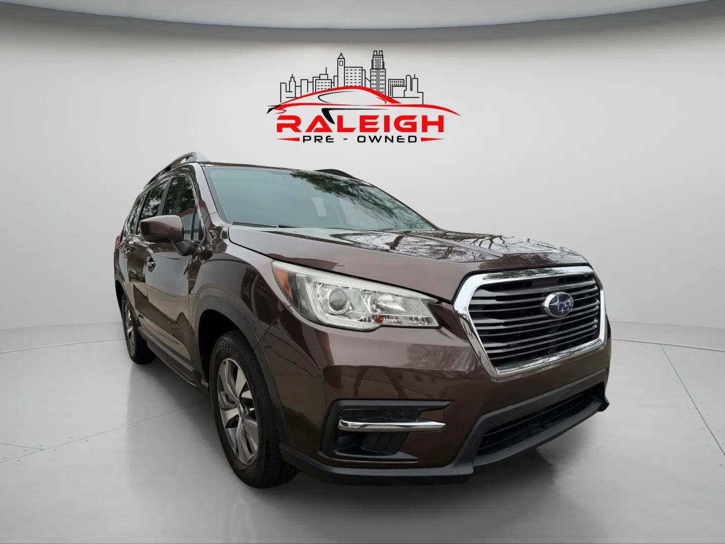 Used 2019 Subaru Ascent Premium image 4