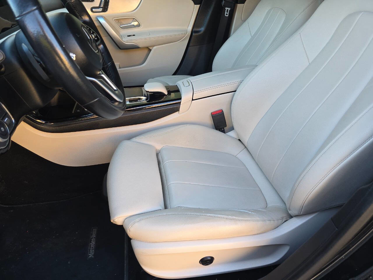 Used 2019 Mercedes-Benz A 220 4MATIC image 29