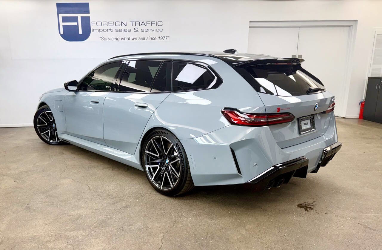 Used 2026 BMW M5 Touring image 25