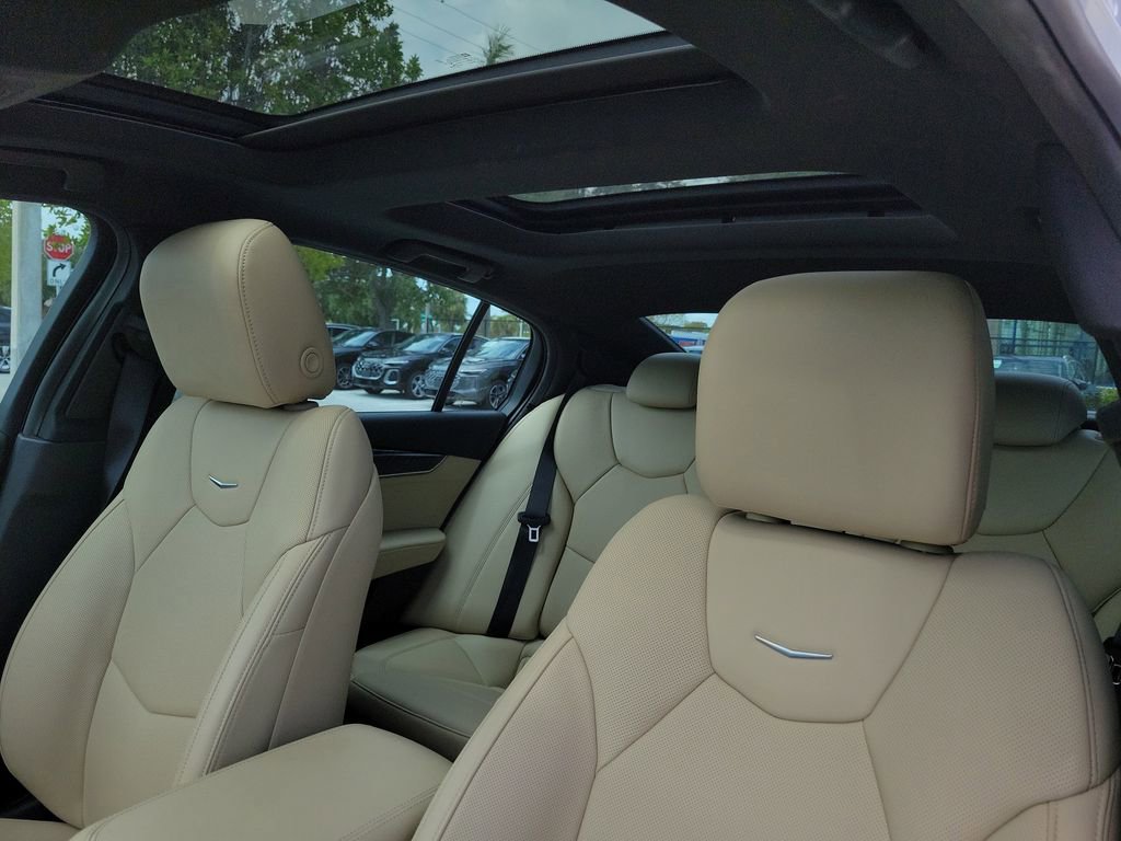 Used 2023 Cadillac CT5 Premium Luxury RWD image 17