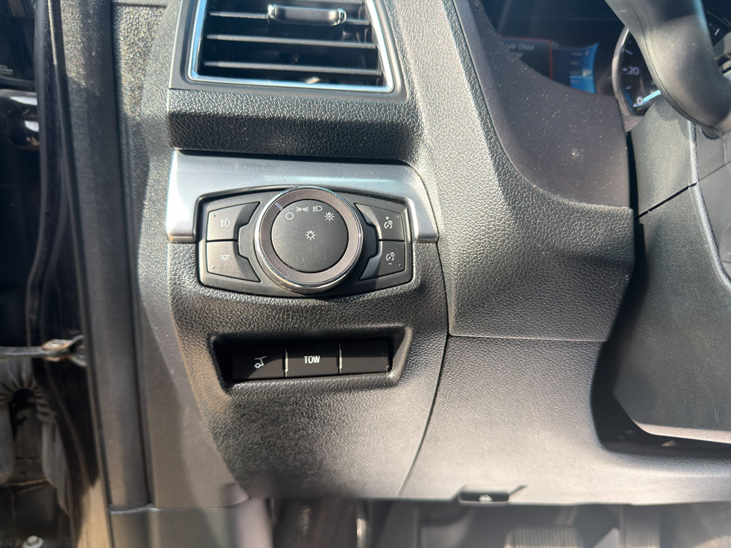 Used 2019 Ford Explorer Limited w/ Class III Trailer Tow Package AWD/4WD image 19