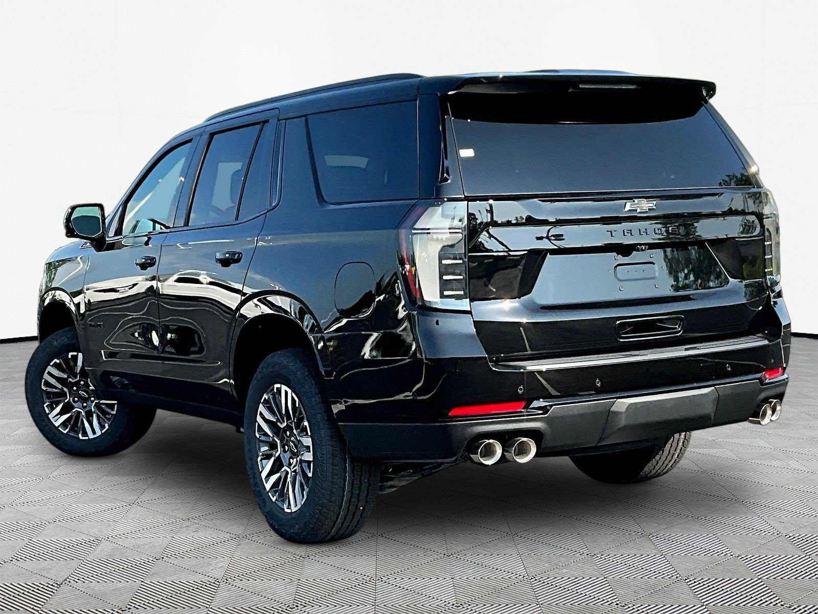 New 2026 Chevrolet Tahoe Z71 w/ Comfort Package AWD/4WD image 4
