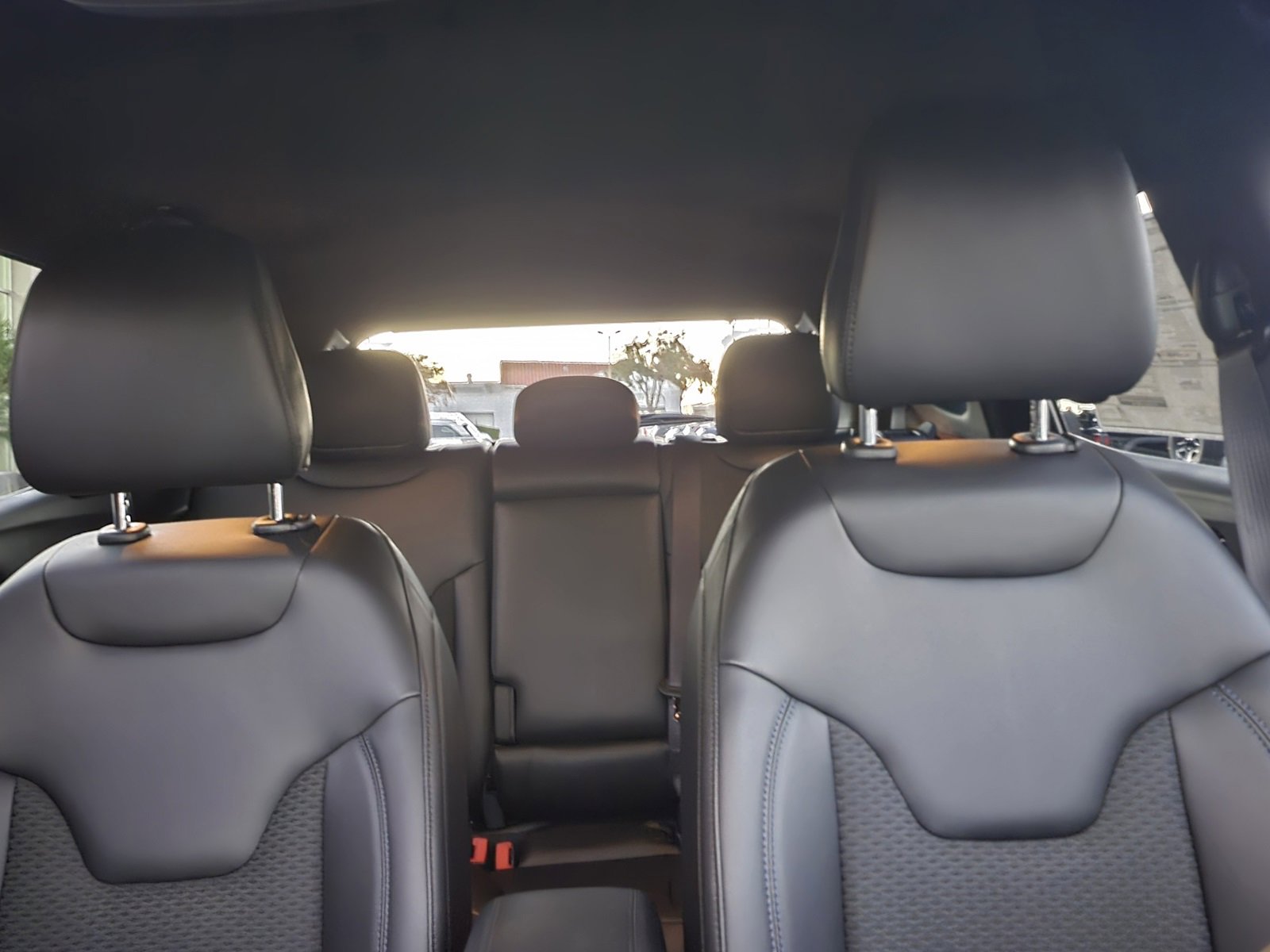 New 2026 Jeep Compass Latitude image 28