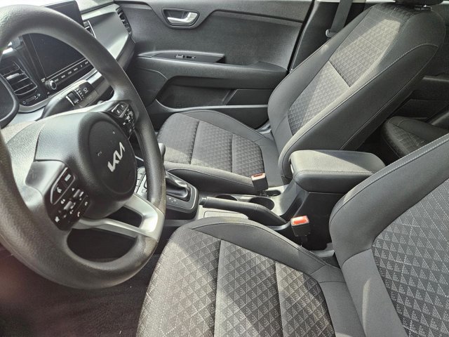 Used 2023 Kia Rio S w/ Technology Package image 12